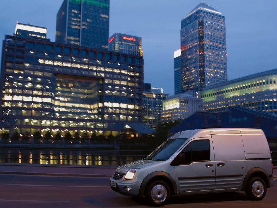  Ford Transit Connect 2009 года  (UK) (фото 9 из 13)